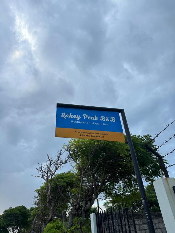 Lakey Peak B And B Huu ภายนอก รูปภาพ